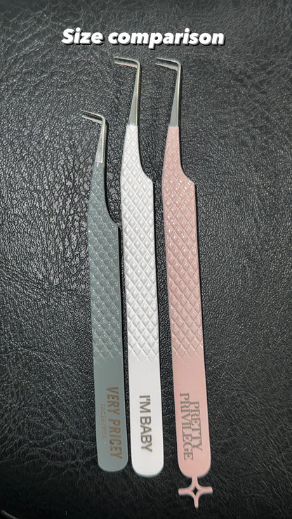 IT GIRL ⭐️ FIBER GRIP TWEEZERS